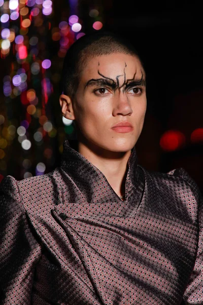 Look 21